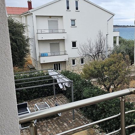 Apartment Traversa ノヴァリャ エクステリア 写真